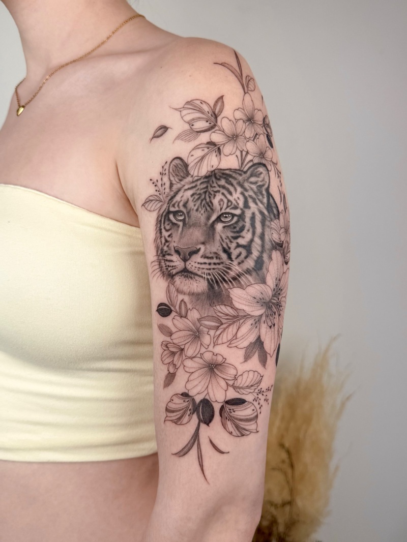 Tatouage réalisé par Nikie tatoueuse, photo 3
